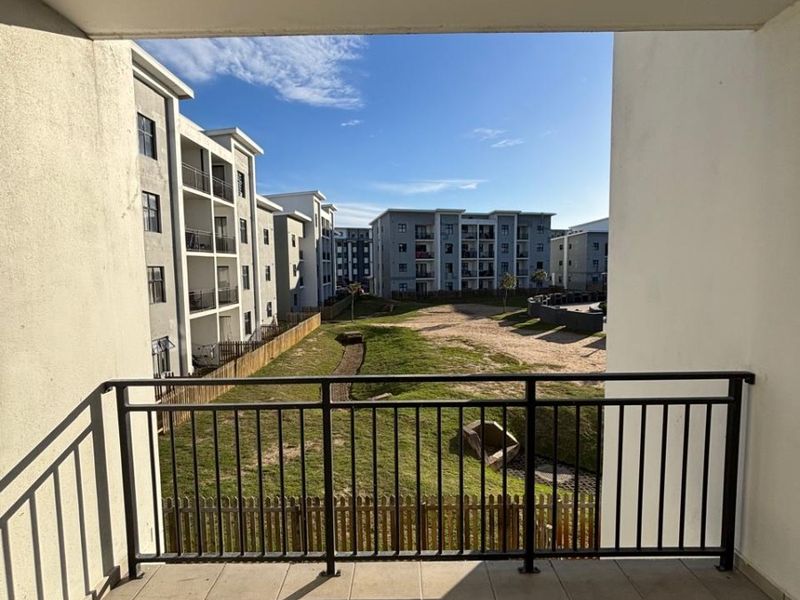 Apartment To Rent in Parklands, Blouberg - Photo 1
