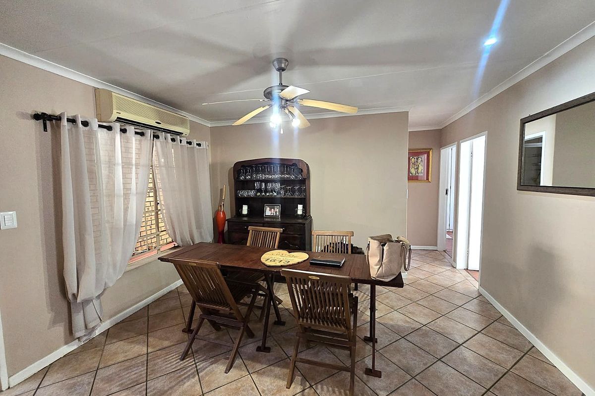 2 Bedroom, 2 Bathroom Townhouse To Rent in Magalieskruin. - Photo 3