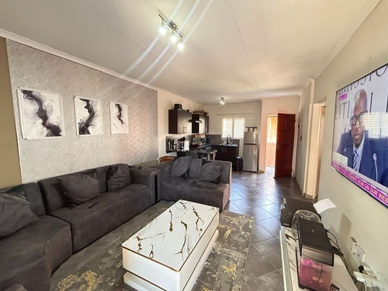 2 Bedroom Townhouse for Sale in Woodwind Estates, The Reeds - Photo 9