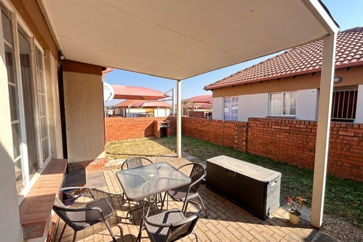2 Bedroom Townhouse for Sale in Woodwind Estates, The Reeds - Photo 3