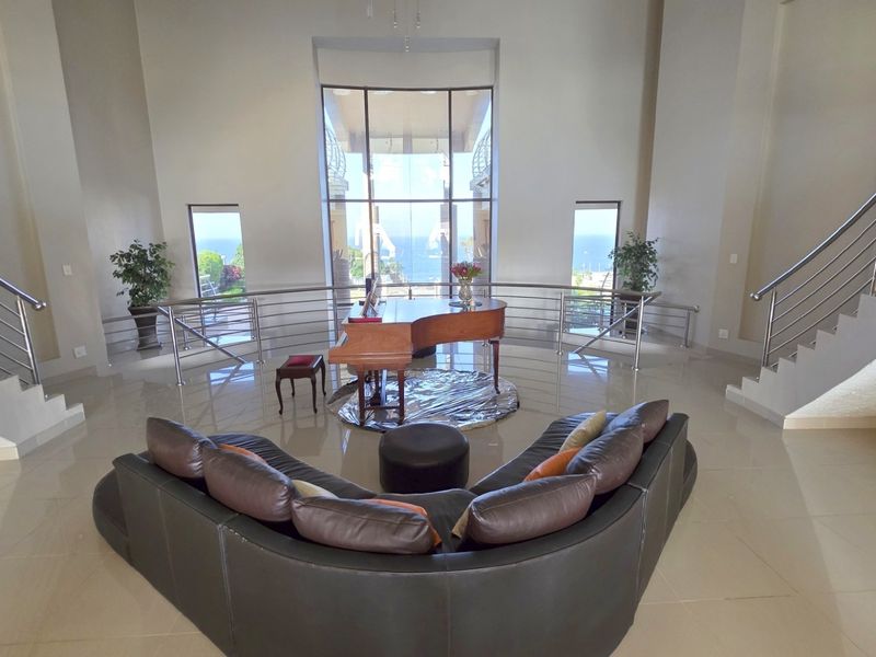 Opulent 5 bedroom, 5 bathroom Home in Oslo Beach with Effortless Ocean Vistas - Photo 10