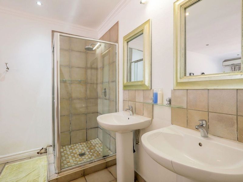 Rare High-Yield Hospitality Asset In Pretoria's Diplomatic Corridor - Photo 10