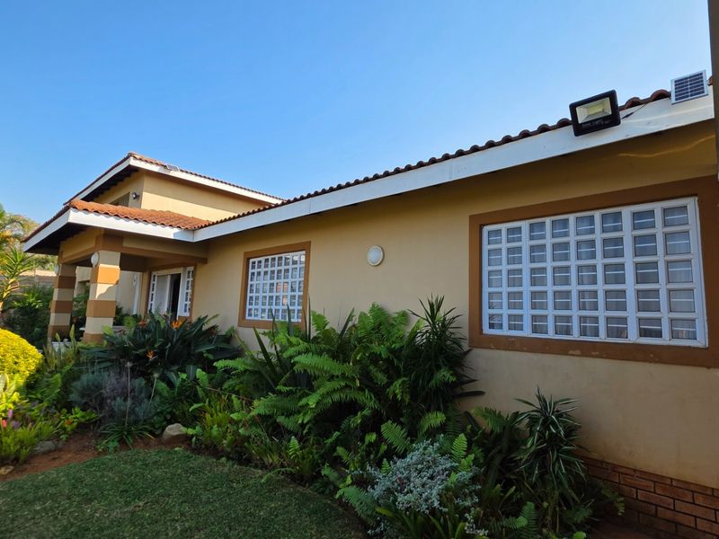 Pristine Home For Sale in Tranquil Palm Beach, Port Edward, KwaZulu Natal - Photo 4