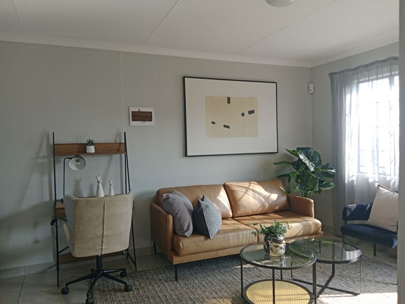 2 Bedroom House To Rent in Diamond City Security Complex near Glenway Estate, Pretoria - Photo 8