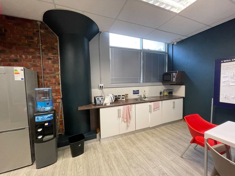 Office To Rent in Foreshore, Cape Town - Photo 2