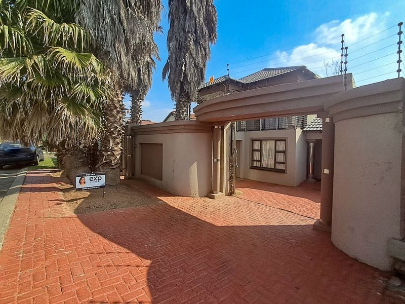 Xavier Reef Estate, Ormonde Ext 22, Johannesburg - Photo 2