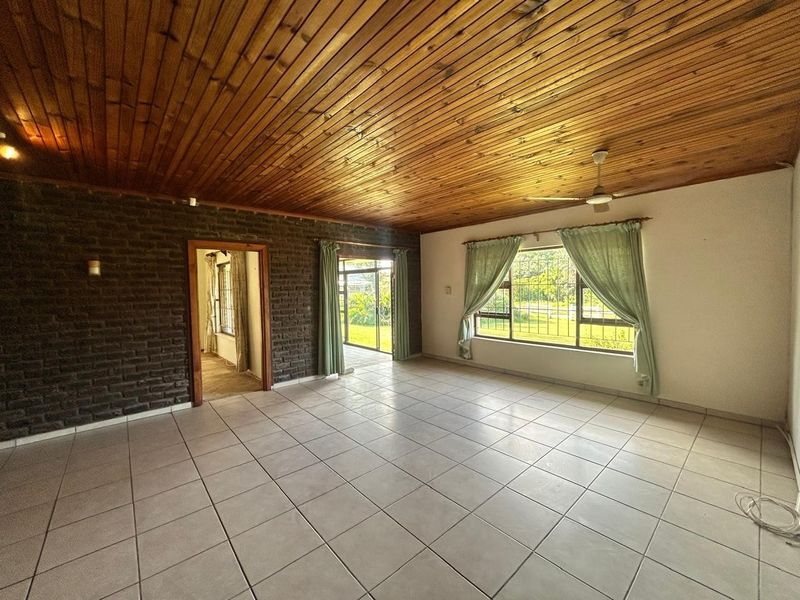 Spacious Family Home Just a Short Stroll from the Beach - Sunrise-on-Sea - Photo 6