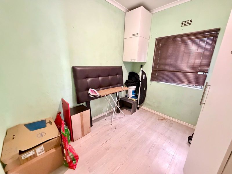 Stunning 2-Bedroom with 2 Bathroom House For Sale In Highbury Park - Photo 8