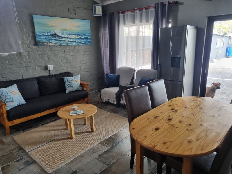 One Bedroom separate entrance To Rent in Gordons Bay Central, Gordons Bay - Photo 9