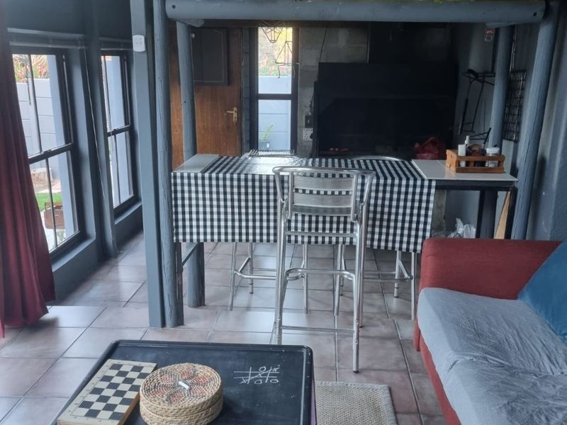 One Bedroom separate entrance To Rent in Gordons Bay Central, Gordons Bay - Photo 5