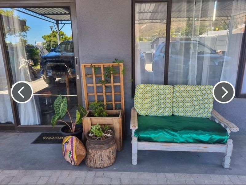 One Bedroom separate entrance To Rent in Gordons Bay Central, Gordons Bay - Photo 3