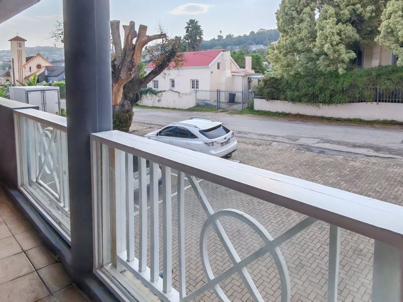 Modern secured  2bed 1st floor Apartment To Rent in Knysna Central, Knysna R11k pm - Photo 5
