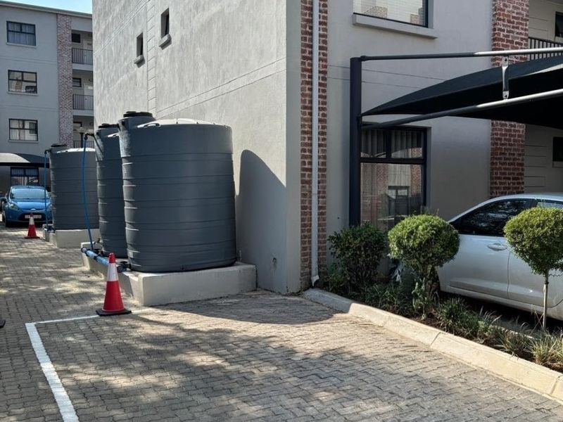 Modern Stylish Apartment in Gleniffer. A Standard Bank EasySell Property - Photo 4