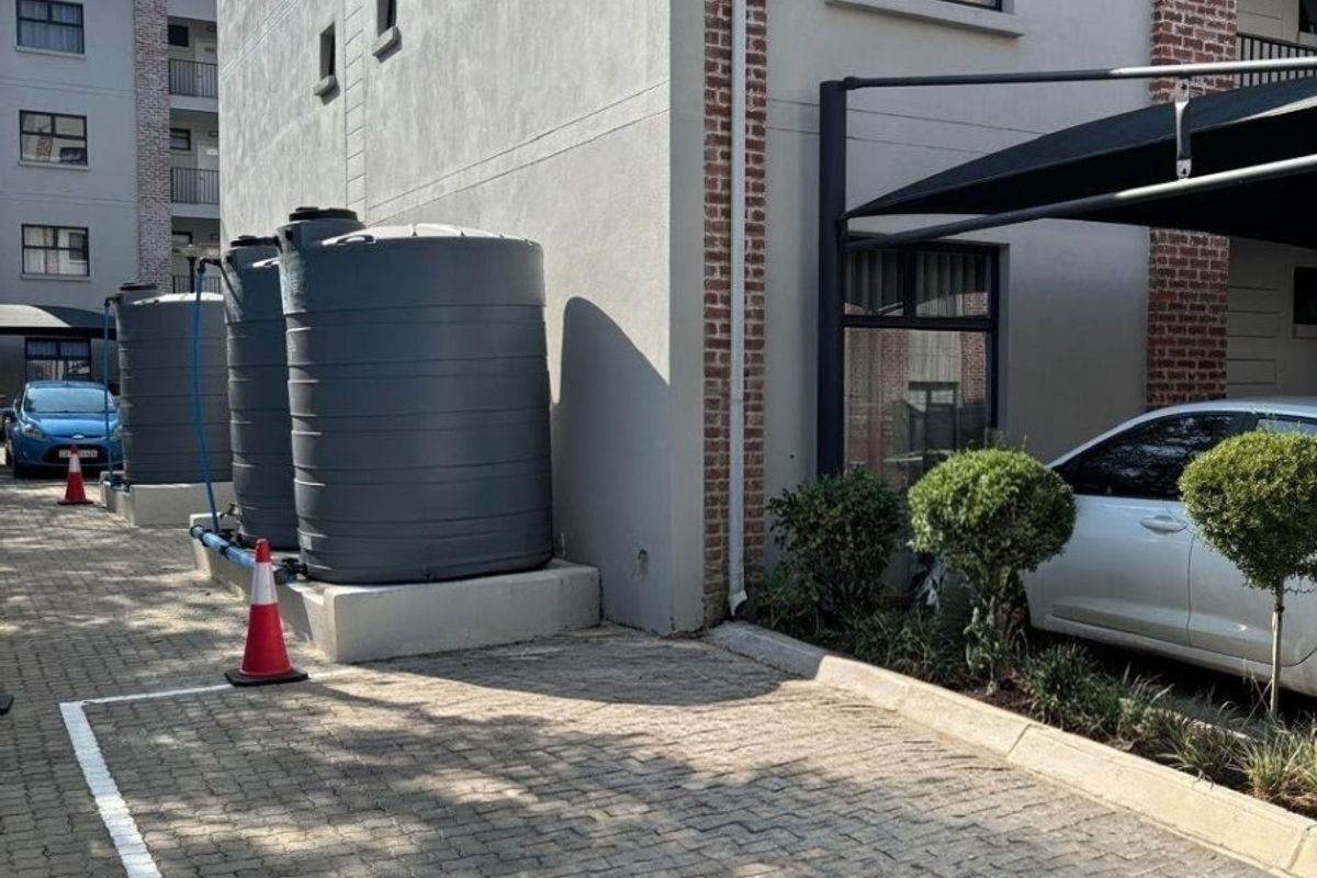 Modern Stylish Apartment in Gleniffer. A Standard Bank EasySell Property - Photo 4