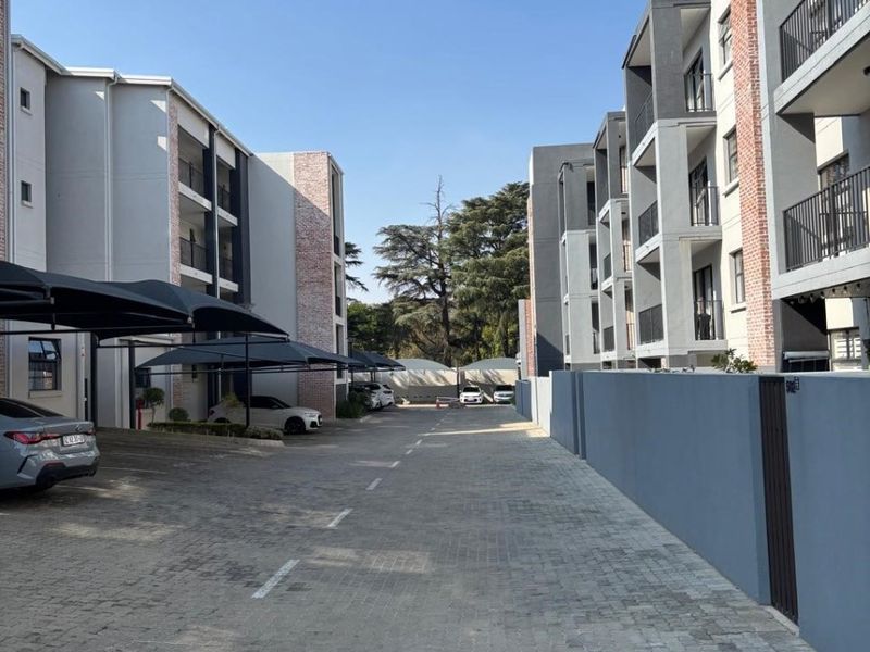 Modern Stylish Apartment in Gleniffer. A Standard Bank EasySell Property - Photo 2