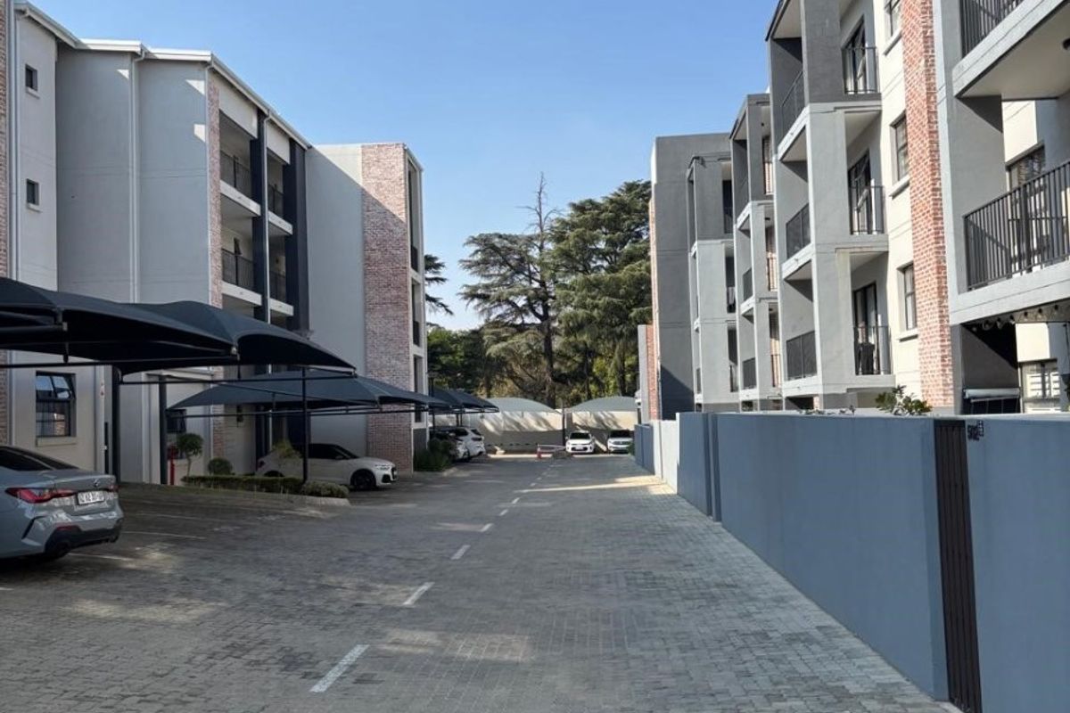 Modern Stylish Apartment in Gleniffer. A Standard Bank EasySell Property - Photo 2