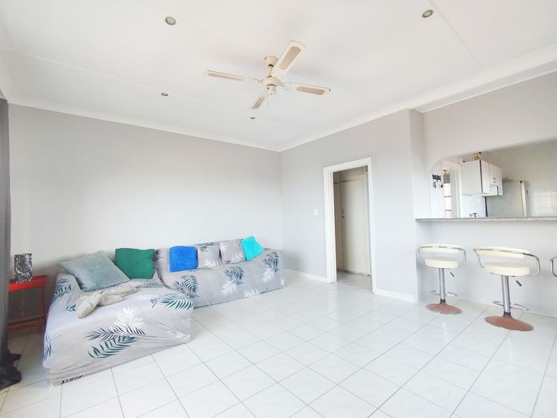Fully Furnished 2 Bed Morningside Apartment with Ocean View for Rent - Photo 8