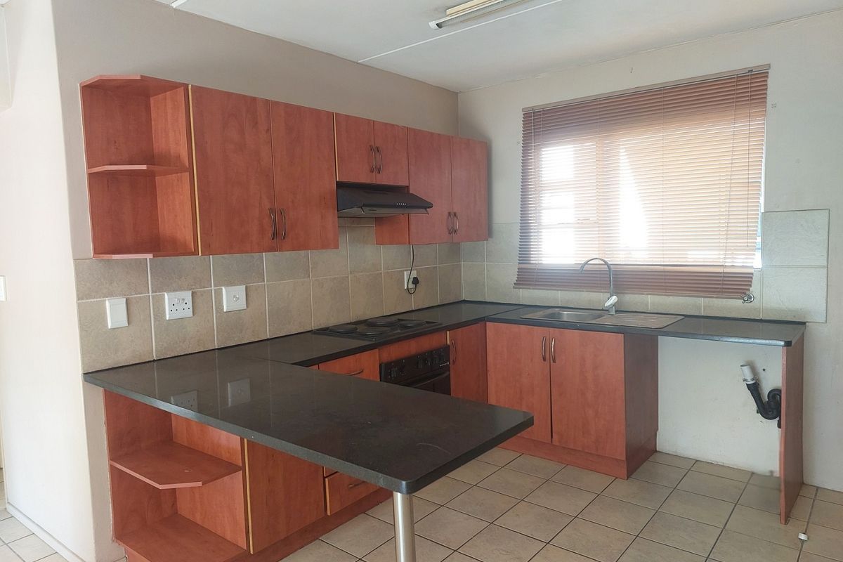 Apartment For Sale in Bardene Boksburg - Photo 4