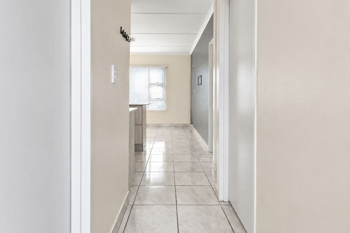 Modern 2-Bedroom Apartment to Rent in Buh-Rein Estate - Photo 5