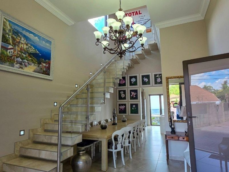 An Extraordinary Home for an Extraordinary Life - Photo 8
