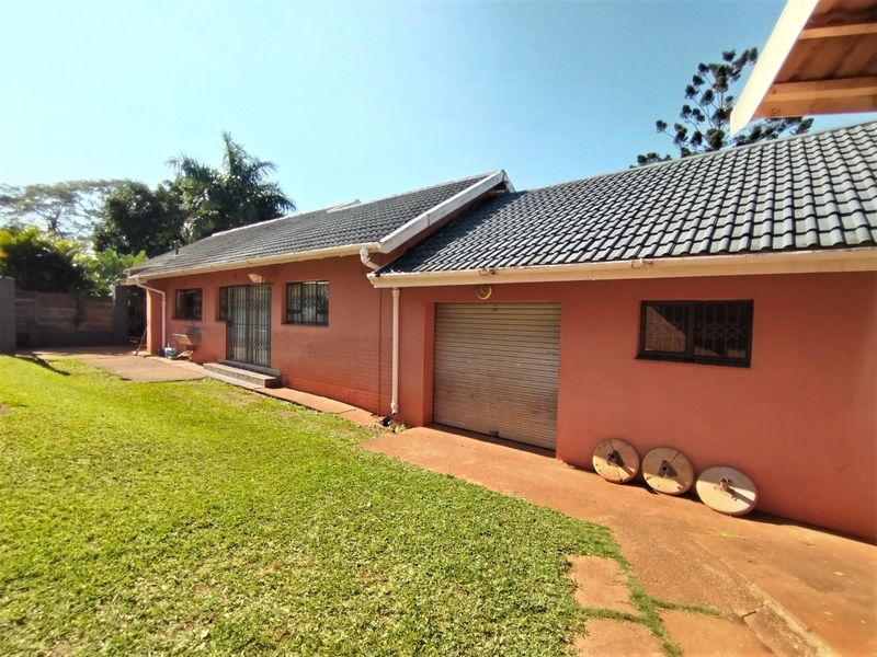 House For Sale in Grantham Park, Empangeni, KwaZulu Natal - Photo 2