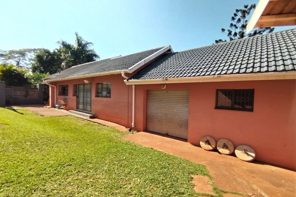 House For Sale in Grantham Park, Empangeni, KwaZulu Natal - Photo 2