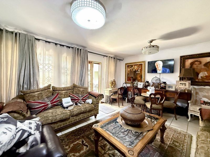 Townhouse For Sale in Olympus AH, Pretoria - Photo 5