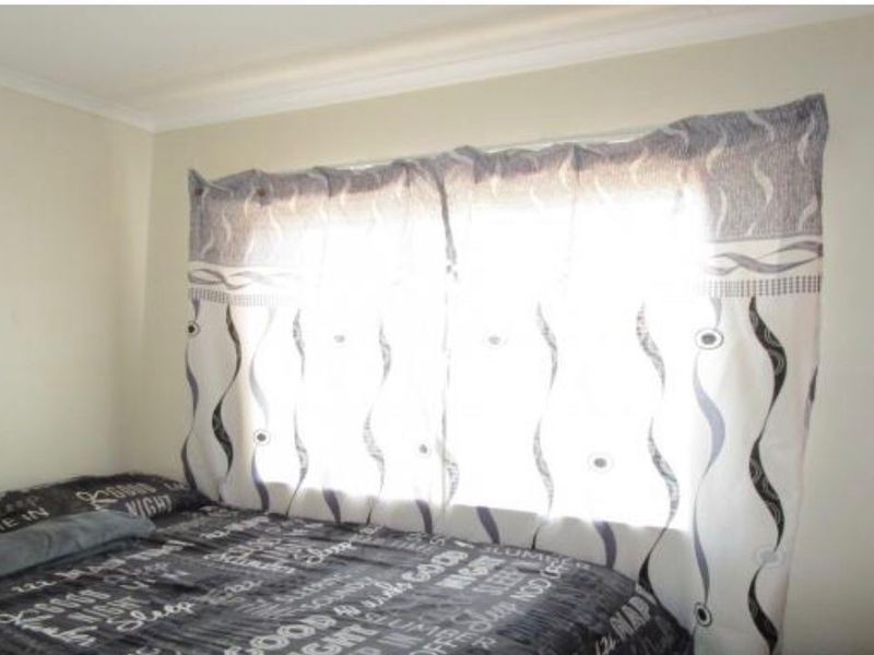 Townhouse For Sale in The Orchards, Akasia - Photo 9