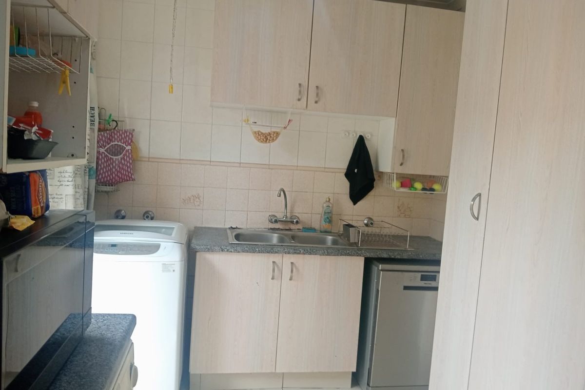 3-Bedroom Family Home in Johannesburg North For Sale - Photo 5
