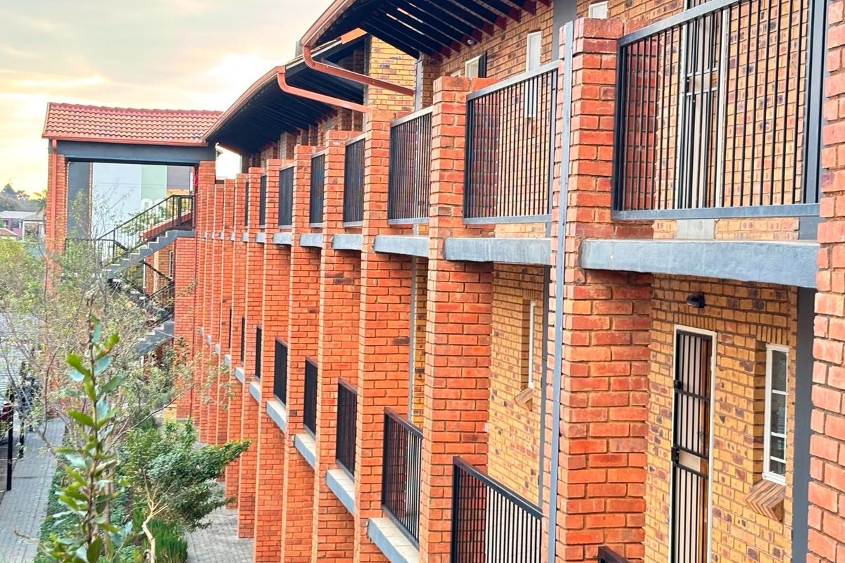 Charming One Bedroom Apartment For Sale in Eden Estate Wolmer, Pretoria - Photo 4