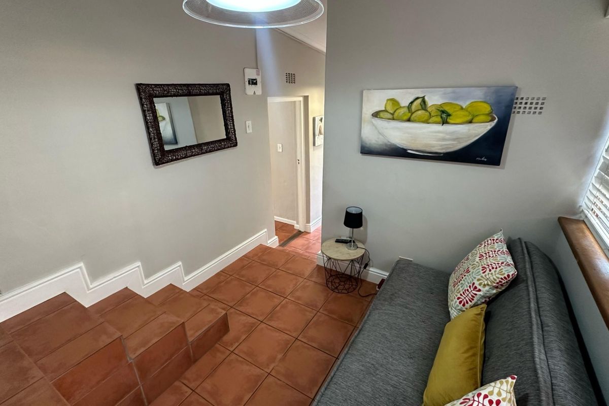 Beautiful 1 Bedroom Furnished Apartment to Rent in Paarl - Photo 4