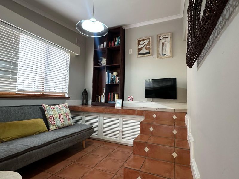 Beautiful 1 Bedroom Furnished Apartment to Rent in Paarl - Photo 3