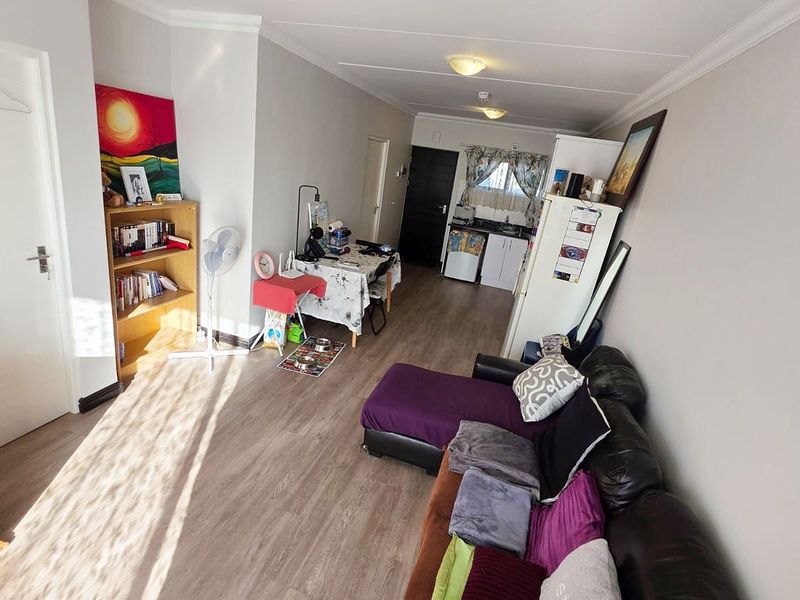 Apartment For Sale in Buh Rein Estate, Kraaifontein - Photo 5