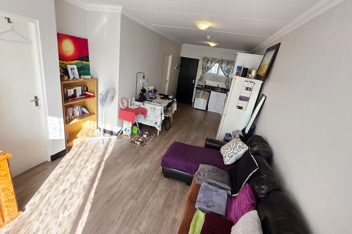 Apartment For Sale in Buh Rein Estate, Kraaifontein - Photo 5