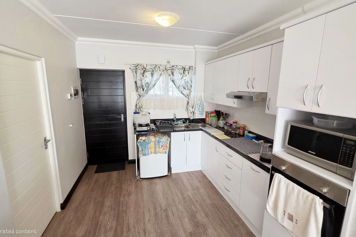 Apartment For Sale in Buh Rein Estate, Kraaifontein - Photo 4
