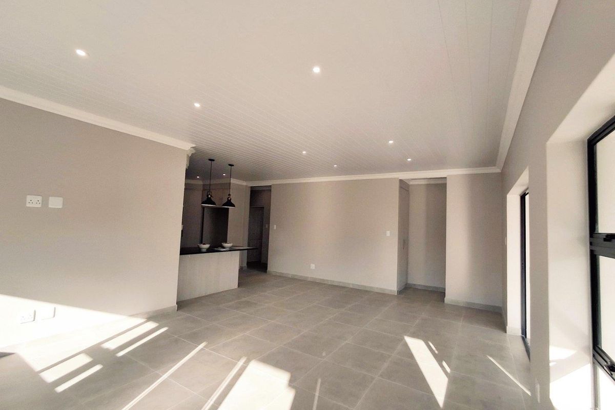 House For Sale in Stilbaai Wes, Stilbaai - Photo 4