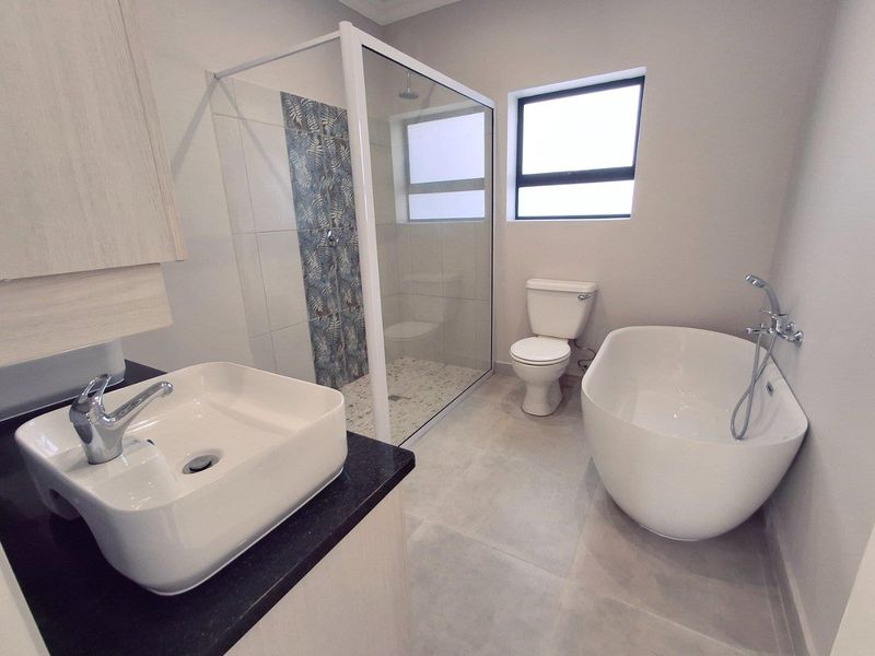 House For Sale in Stilbaai Wes, Stilbaai - Photo 3