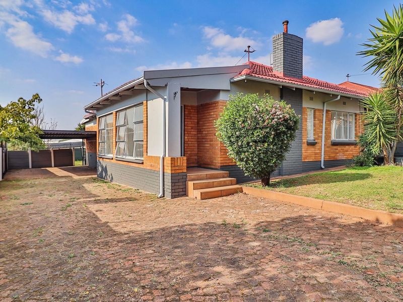House For Sale in Sunnyridge, Germiston - Photo 3