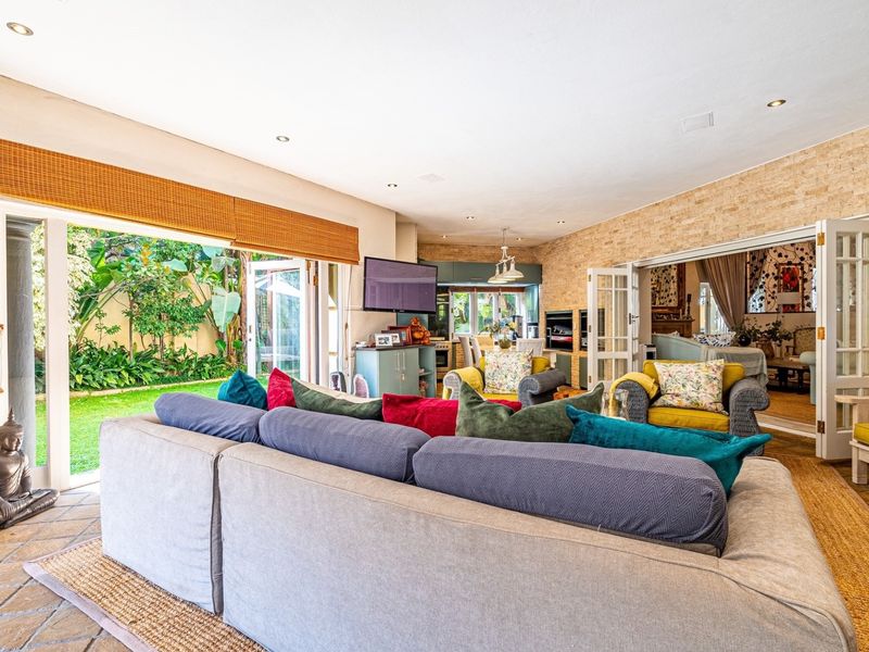 A Masterpiece of Luxury with Vastu Shastra Architecture - Photo 7