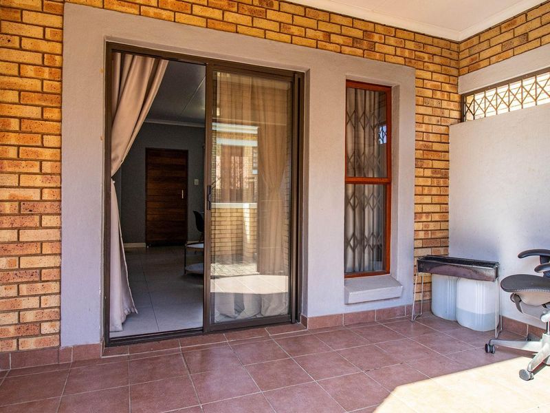 Townhouse For Sale in Randpark Ridge, Randburg - Photo 9