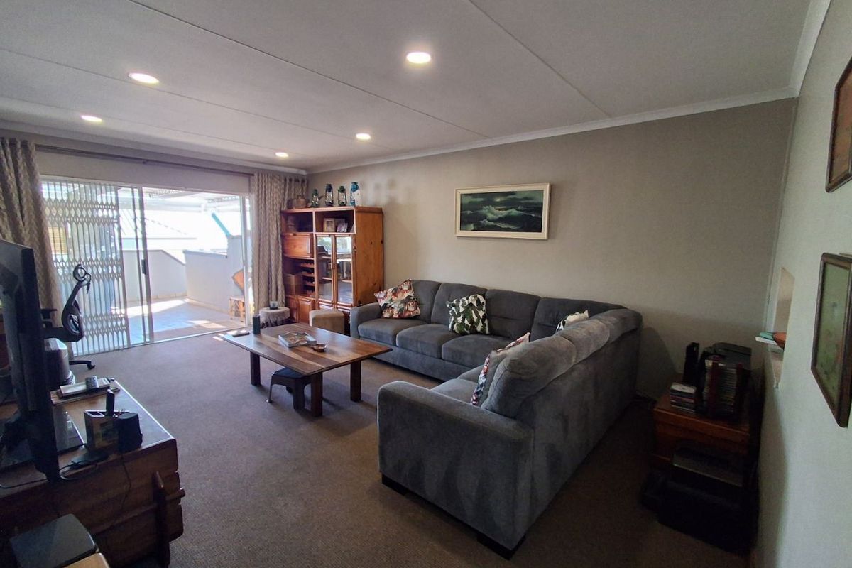 Retirement Townhouse For Sale in Terenure - Photo 3