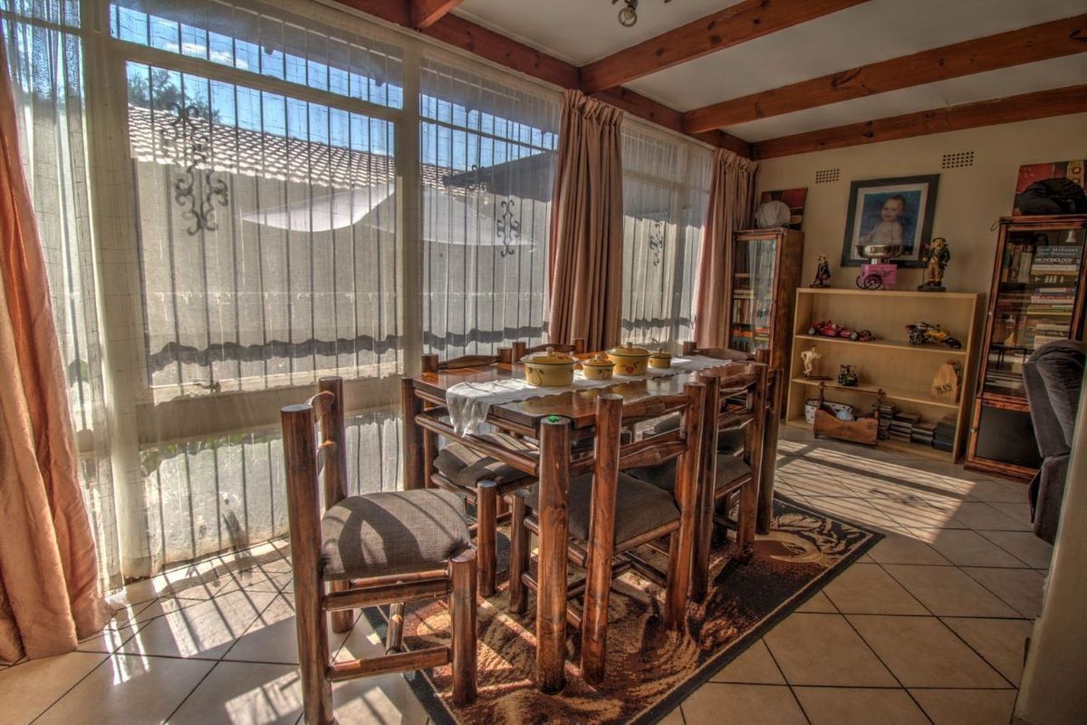 House For Sale in Birch Acres, Kempton Park - Photo 5