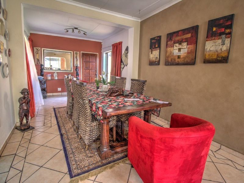 House For Sale in Birch Acres, Kempton Park - Photo 3