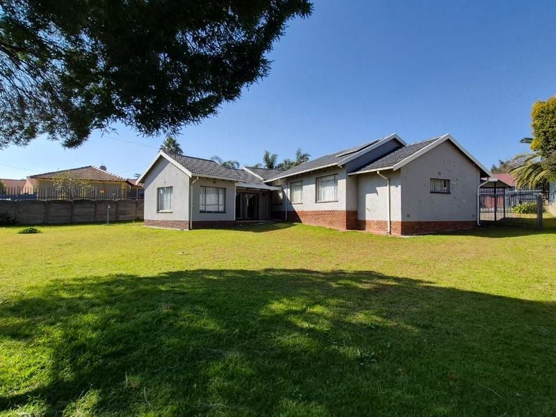 House For Sale in Norkem Park, Kempton Park - Photo 1