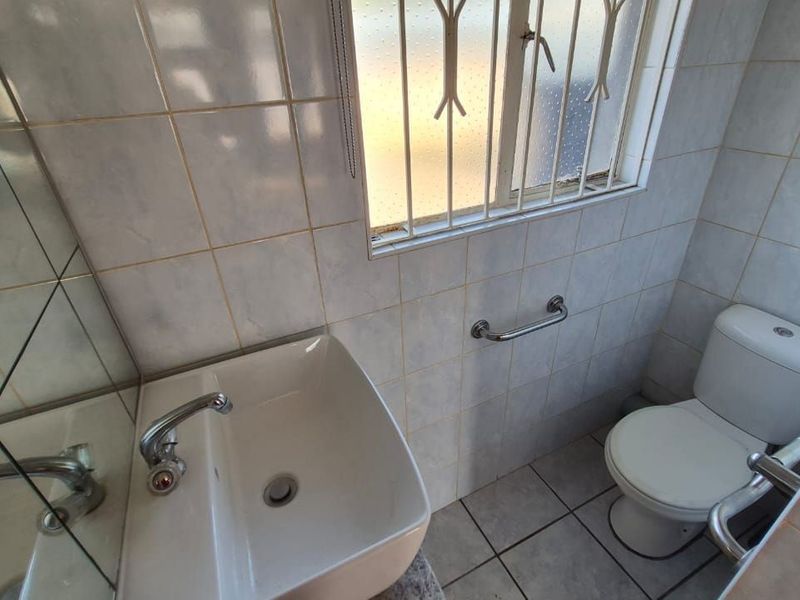 House For Sale in Norkem Park, Kempton Park - Photo 7