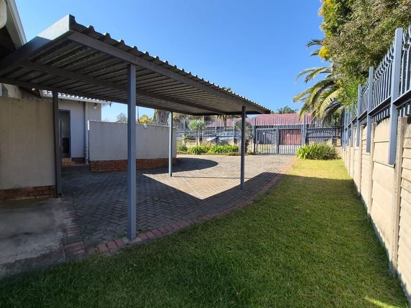House For Sale in Norkem Park, Kempton Park - Photo 3