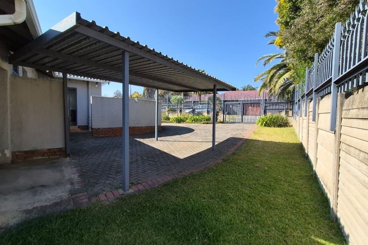 House For Sale in Norkem Park, Kempton Park - Photo 3