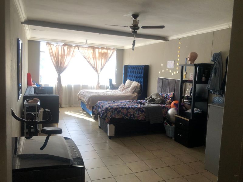 Massive and Stunning One bedroom Apartement - Photo 4