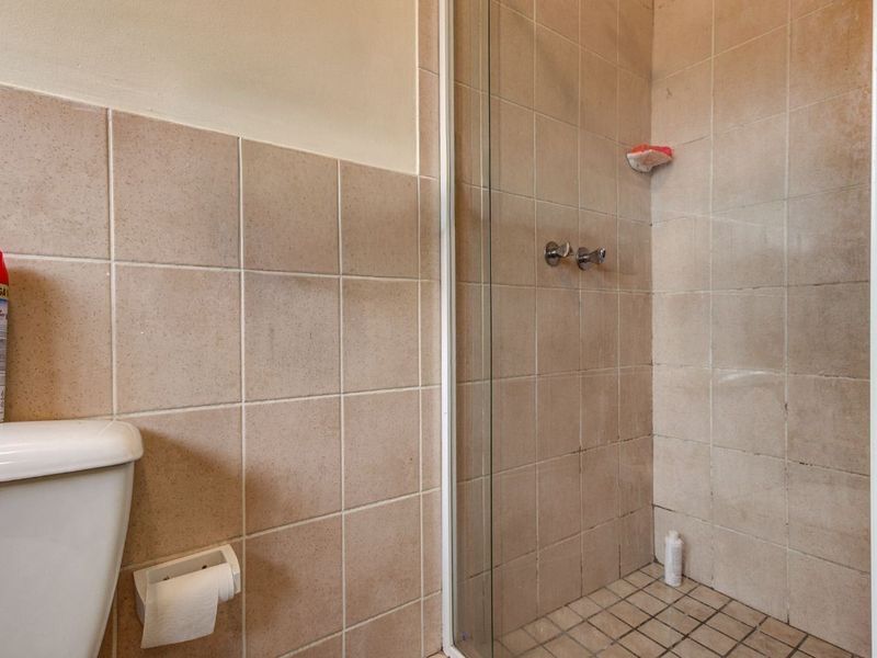 Apartment For Sale in Edleen, Kempton Park - Photo 9