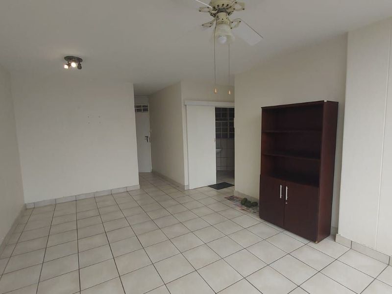 Apartment For Sale in Kempton Park Ext 5, Kempton Park - Photo 4